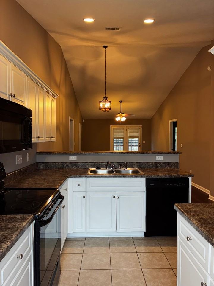 1904 Aspen Green Way - Photo 6 of 10