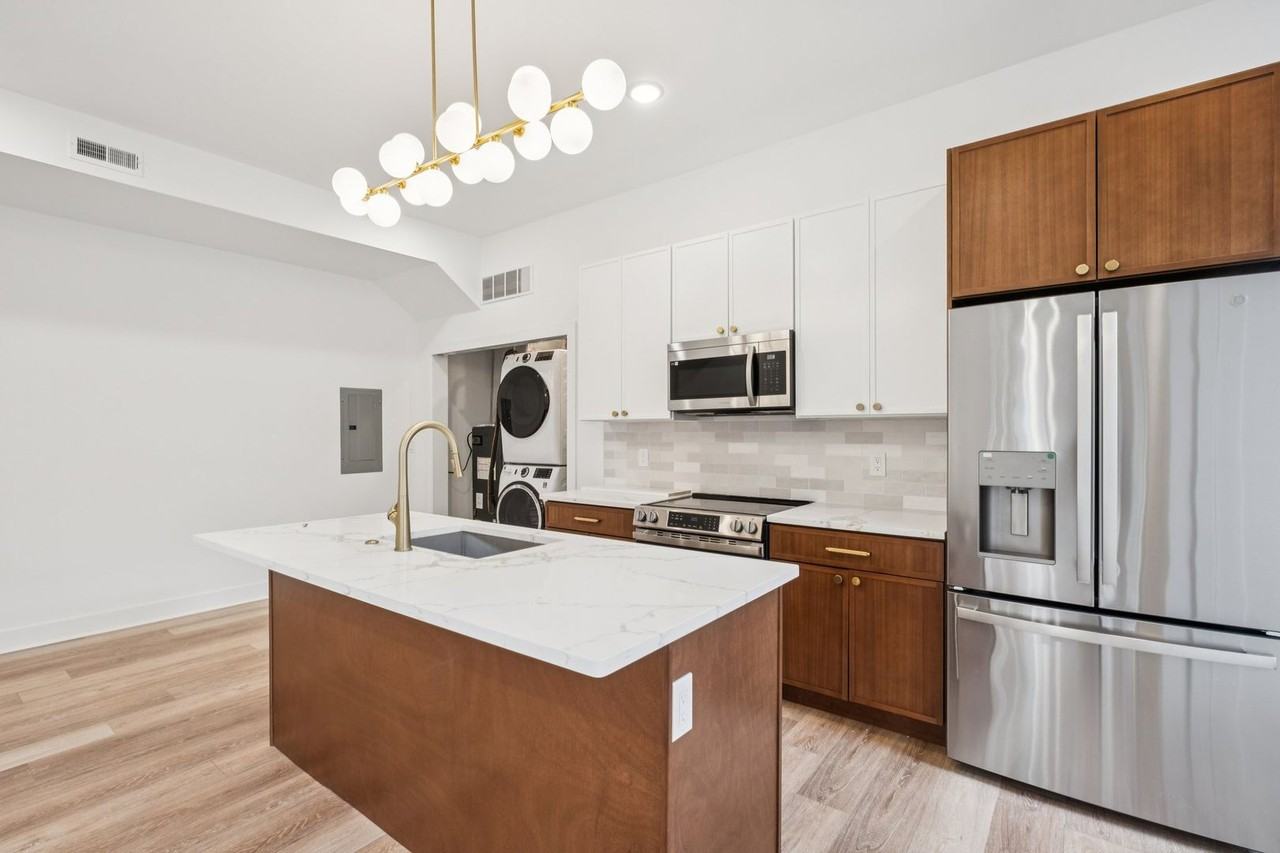 921 E Chelten Ave - Photo 5 of 50