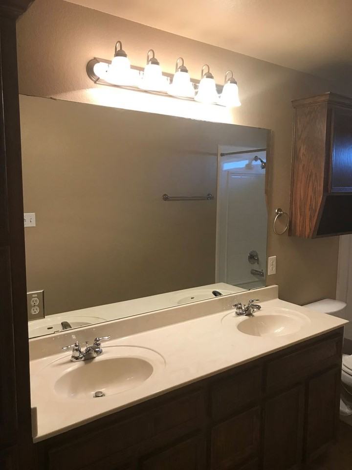 4701 Passion Flower Blvd Apt B - Photo 7 of 37