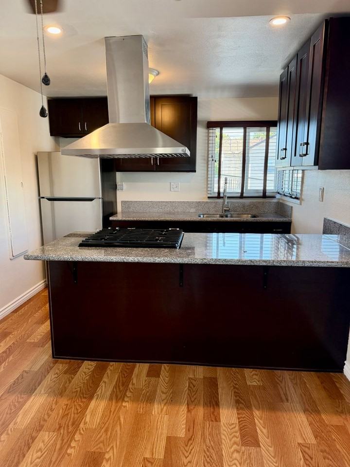 2534 Cedar Ave - Photo 7 of 15