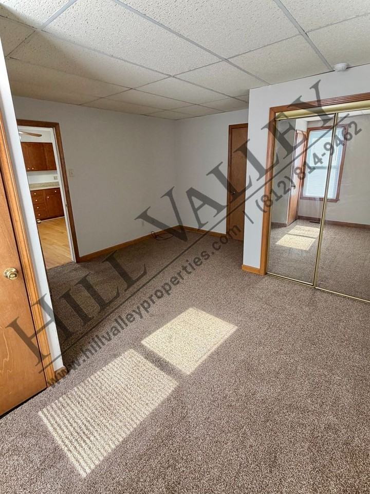 127 Blakely Ave - Photo 7 of 14