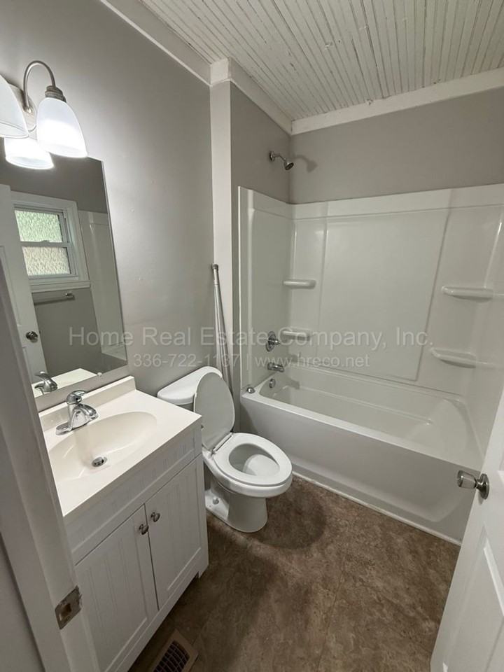 1707 Chapel St - Photo 7 of 7