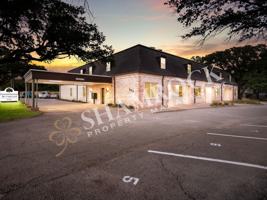 featured image of 701 N New Rd #102