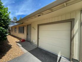 922 Ne 21st Ave - Photo 1 of 1