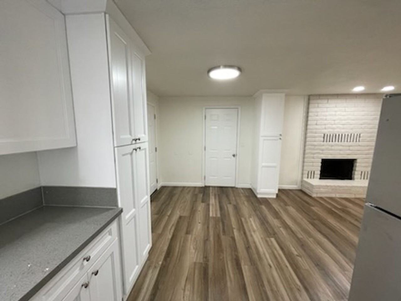 922 Ne 21st Ave - Photo 5 of 19