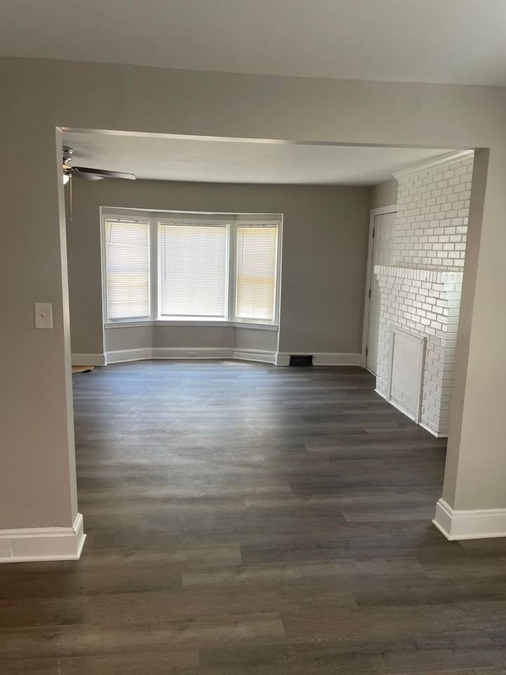 3438 Harmon Rd - Photo 3 of 14