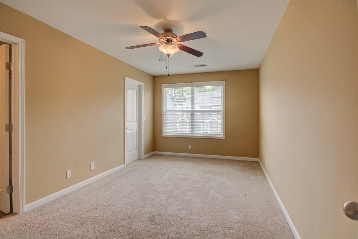 310 Sam Houston Cir - Photo 6 of 11