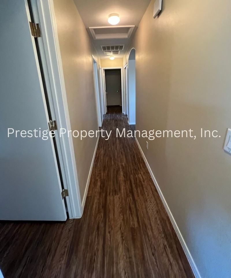 6908 S Creek Run Ave - Photo 6 of 12