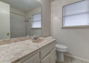 300 Villa Oaks Cir - Photo 1 of 1
