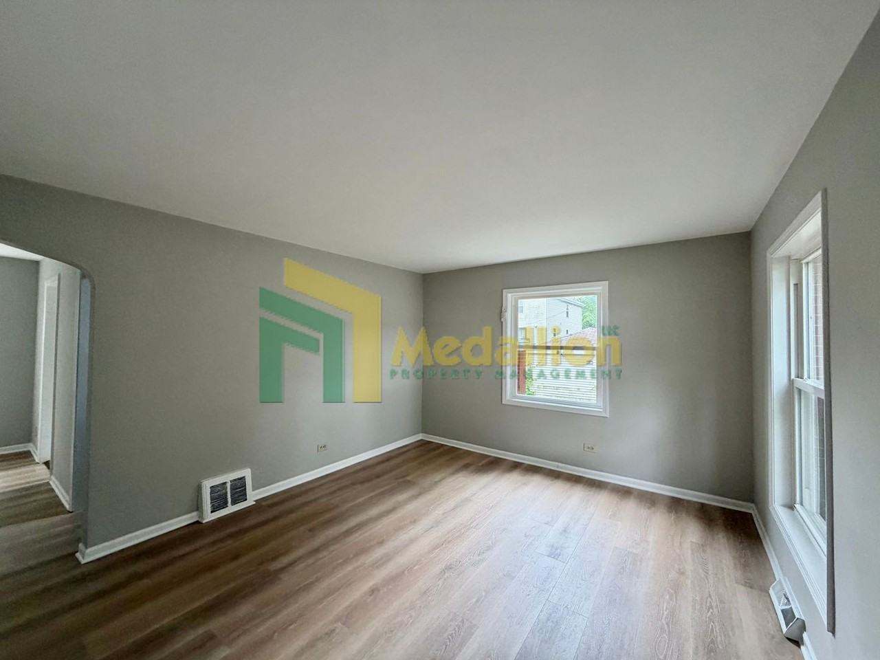 12917 S Emerald Ave - Photo 2 of 21