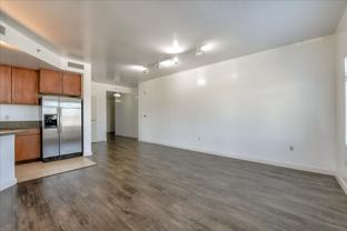 175 W Saint James St #508 - Photo 1 of 1