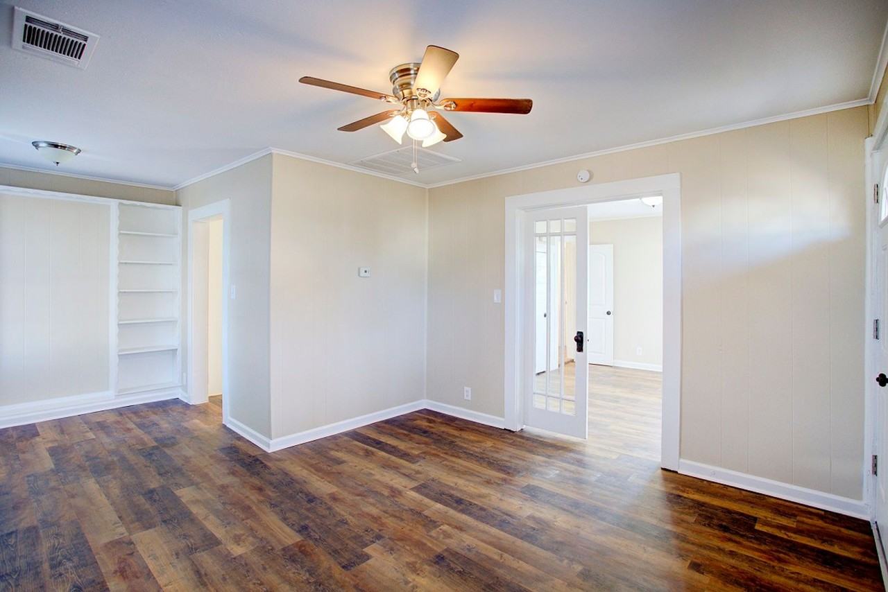 1308 Joslin St - Photo 4 of 19