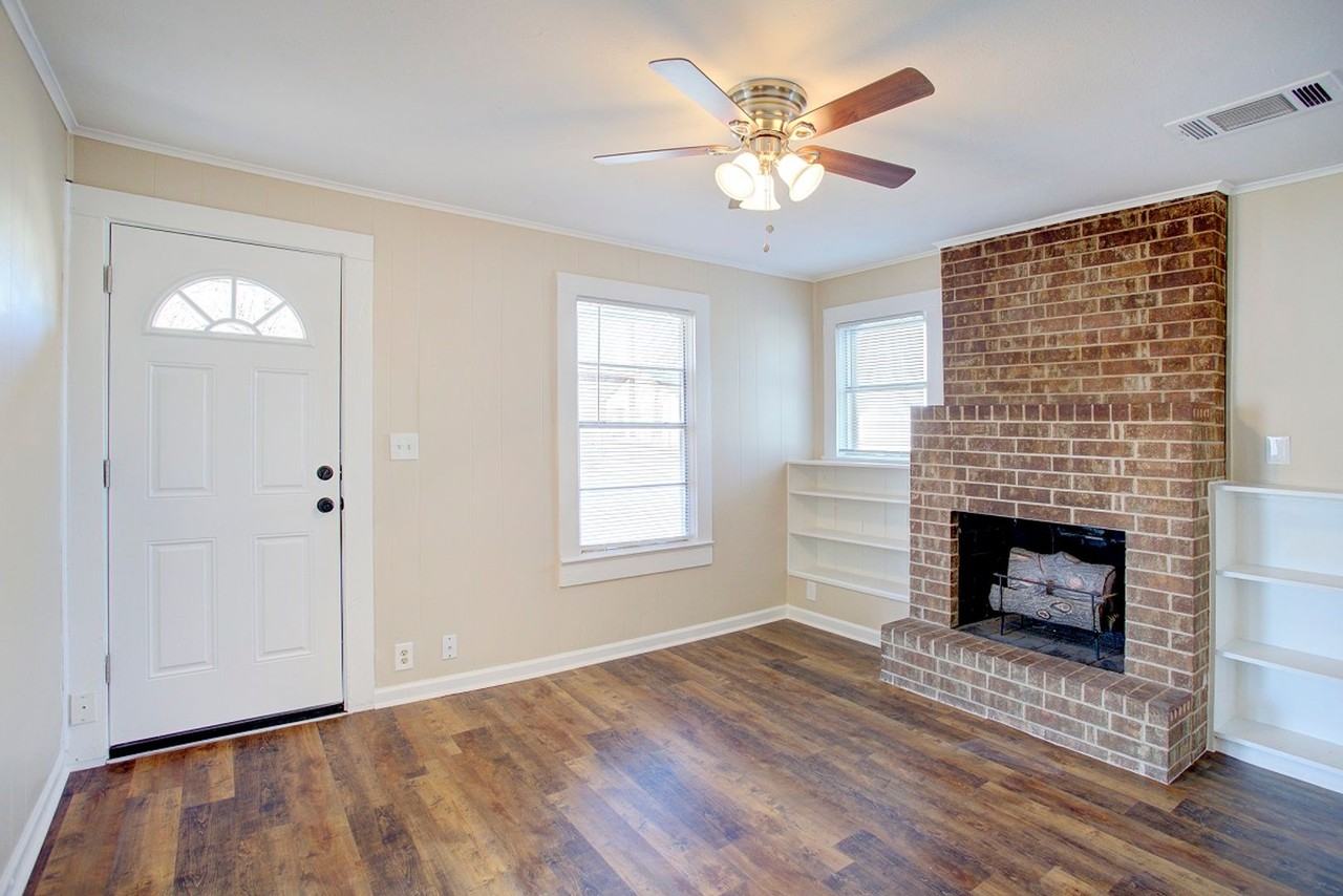 1308 Joslin St - Photo 5 of 19
