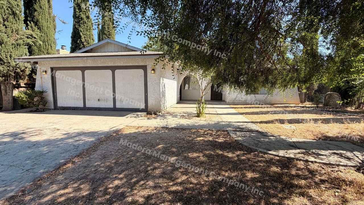 1312 Sanarita Way - Photo 4 of 35