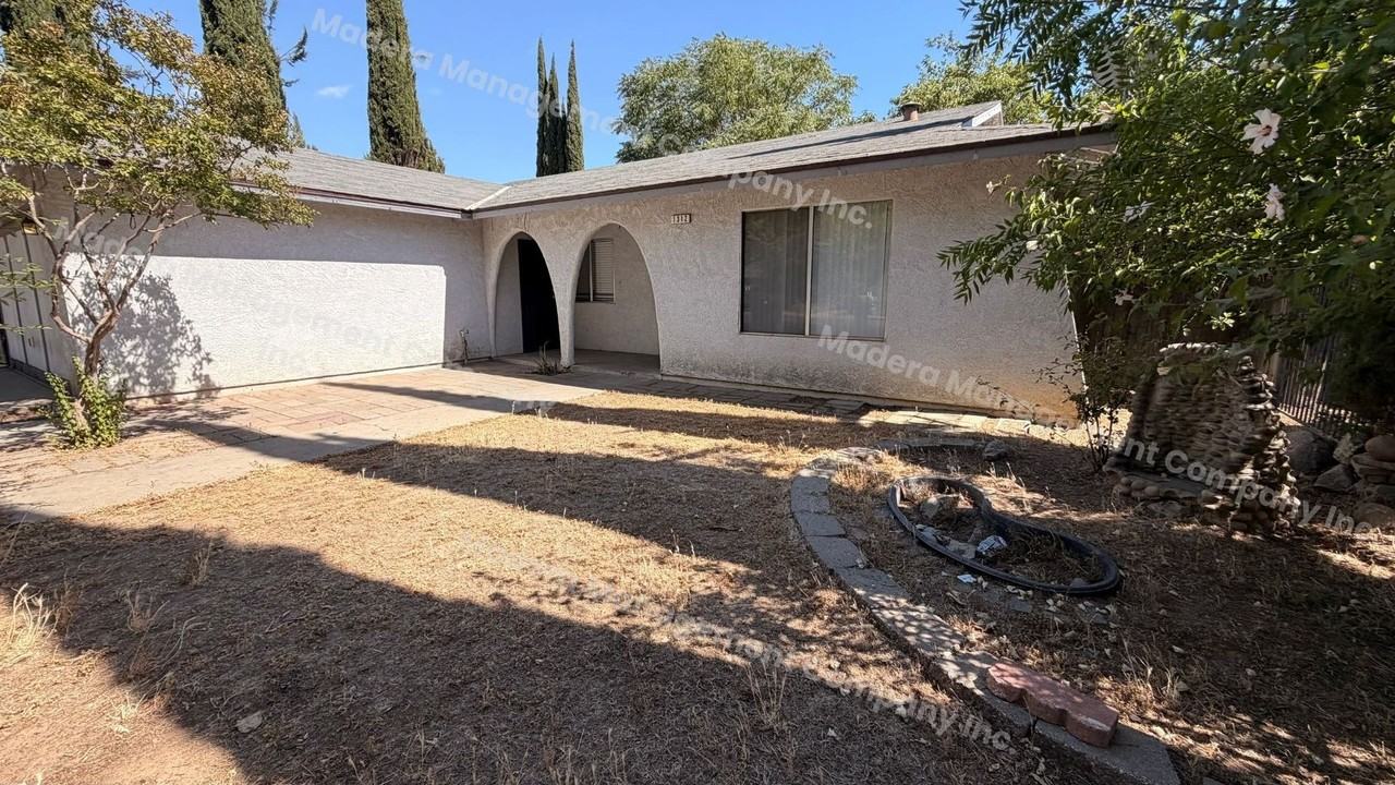 1312 Sanarita Way - Photo 6 of 35
