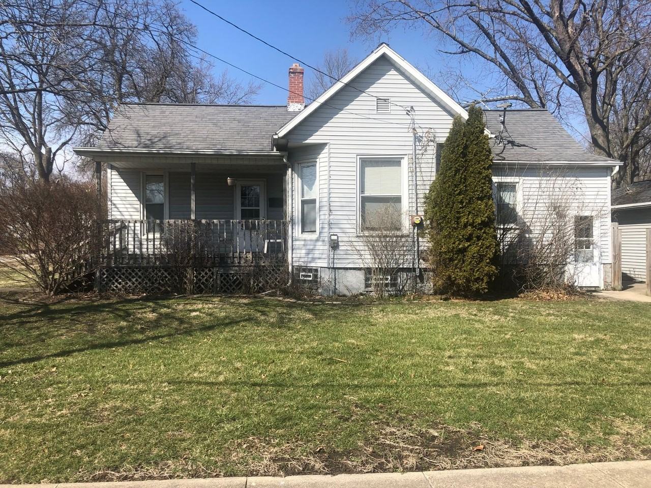 600 N Linden St - Photo 2 of 10