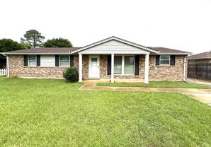224 Lilac Dr - Photo 1 of 1