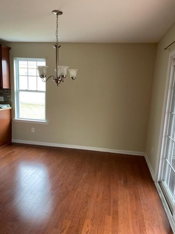 4409 Southern Pine Dr Se - Photo 6 of 34