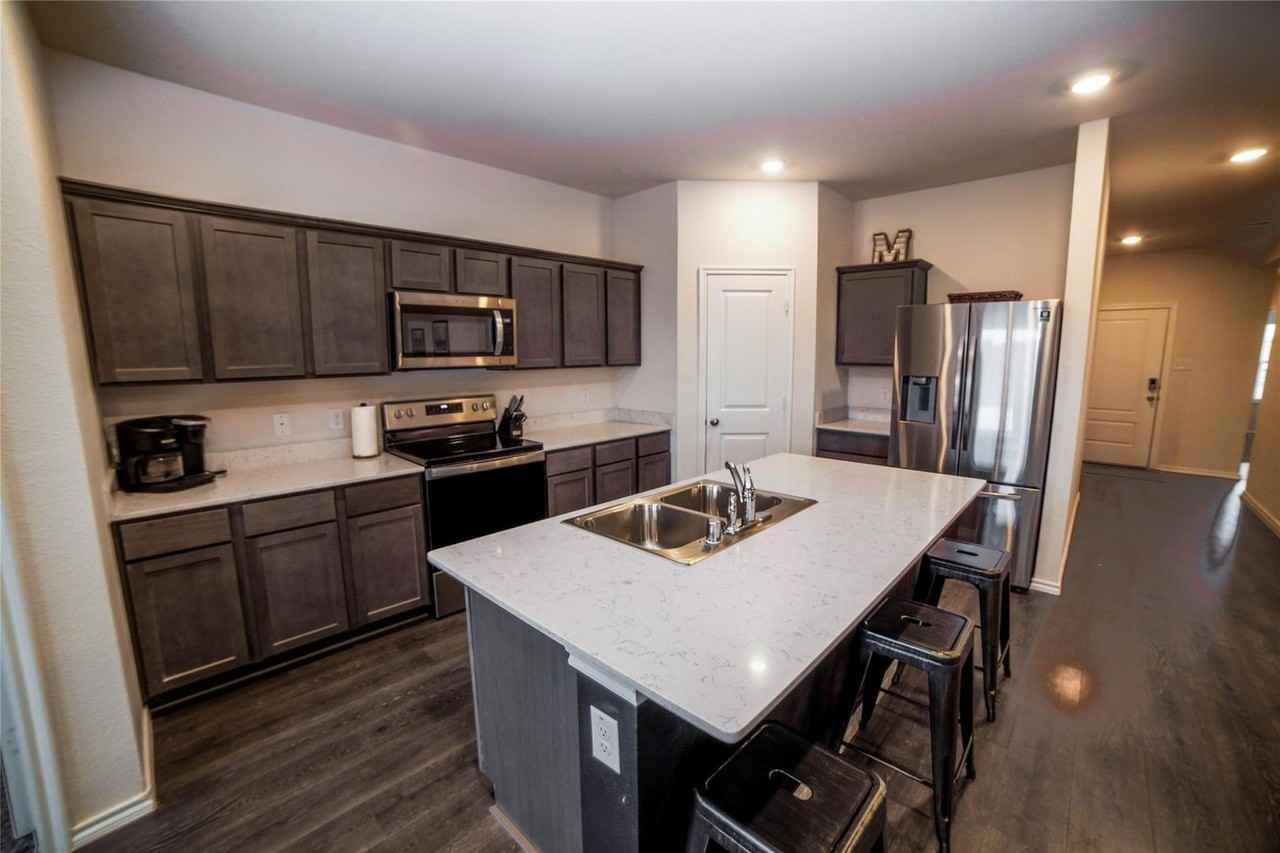 103 Whirlway Ln - Photo 5 of 15