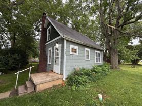 1424 S Meeker Ave - Photo 1 of 1