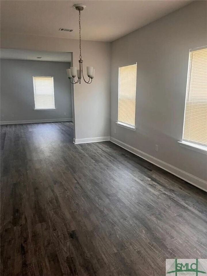 203 Gambrell Rd - Photo 3 of 11