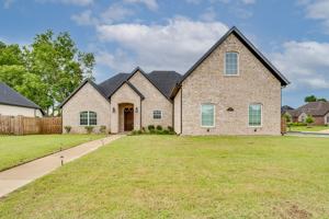 featured image of 1100 Brandon Way