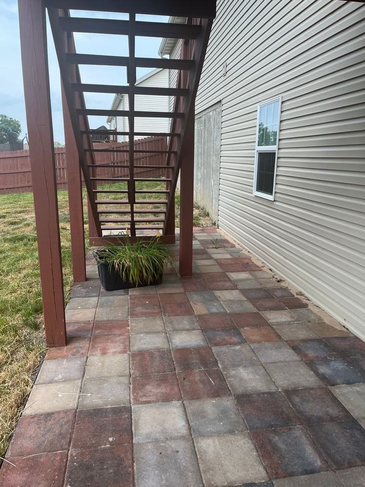 23568 Roulette Rd - Photo 5 of 37