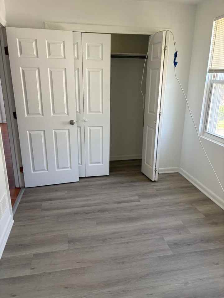 2410 3rd Ave - Photo 5 of 10