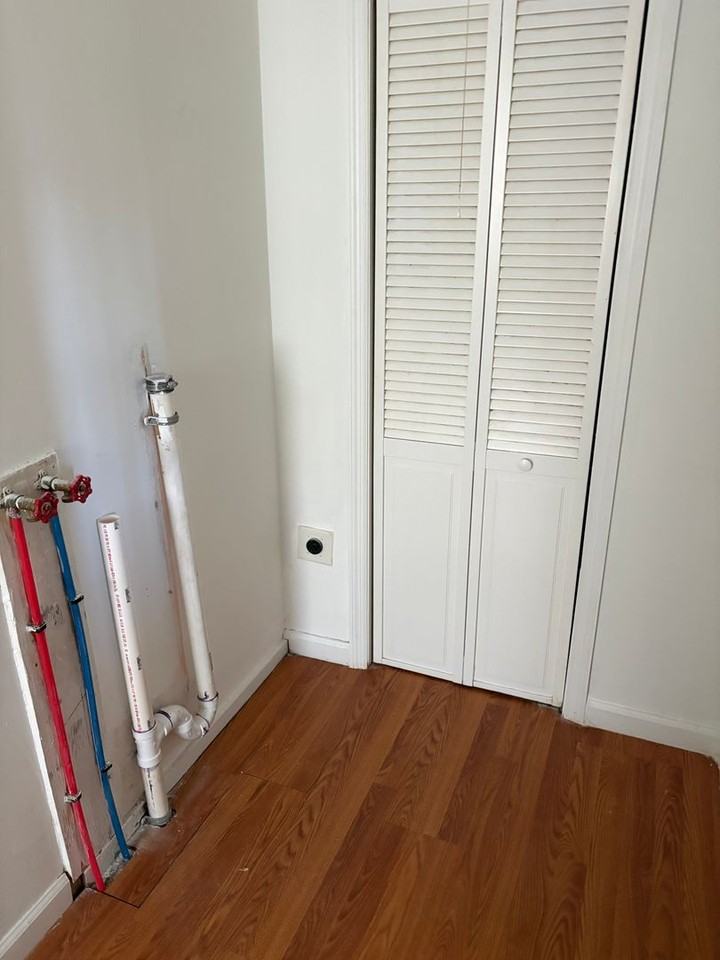 2410 3rd Ave - Photo 7 of 10