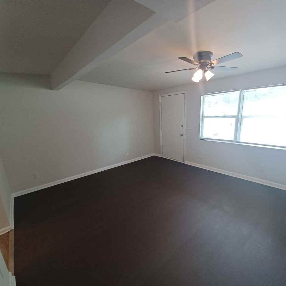 1868 Doyon Ct - Photo 3 of 17