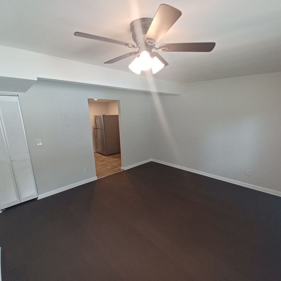 1868 Doyon Ct - Photo 5 of 17