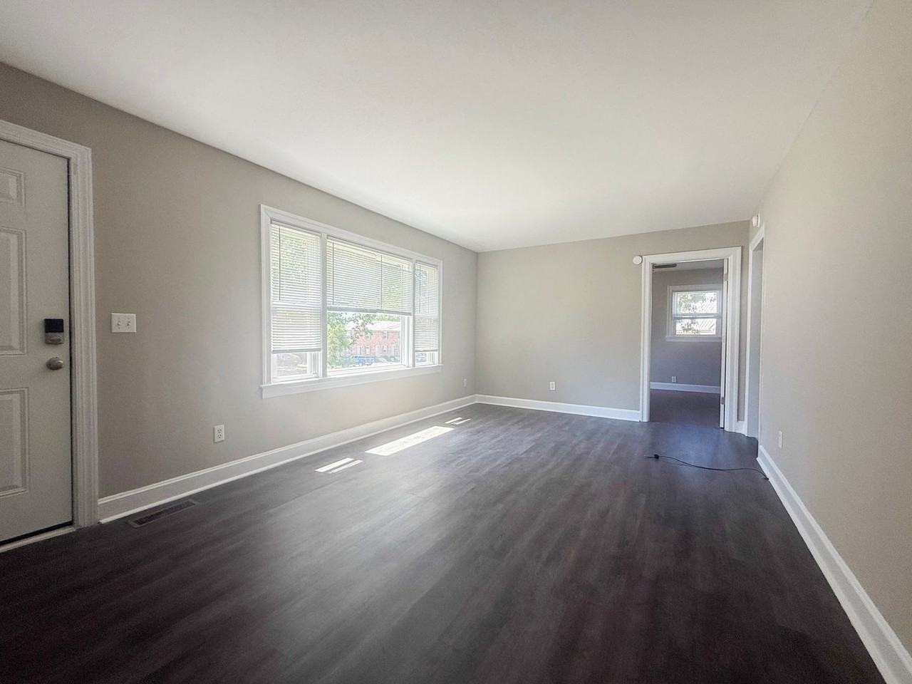 1335 Woodland Ave - Photo 3 of 23