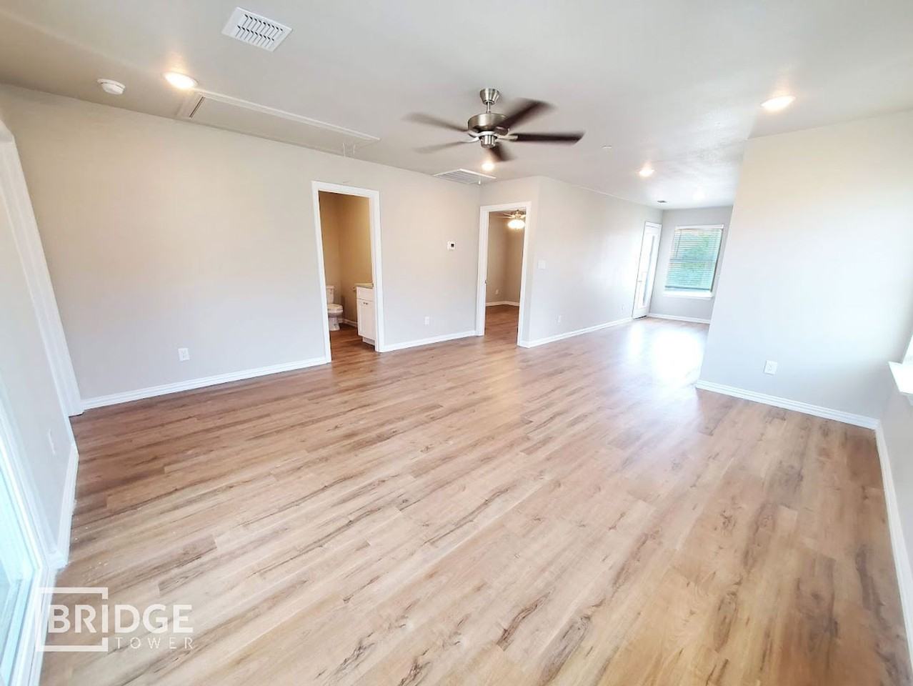 1268 Sunnyvale Ln - Photo 7 of 17