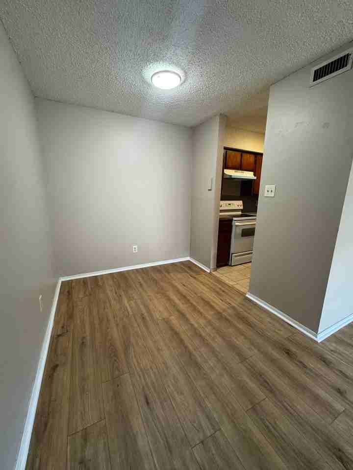 EastRidge Apartments - Photo 2 of 12