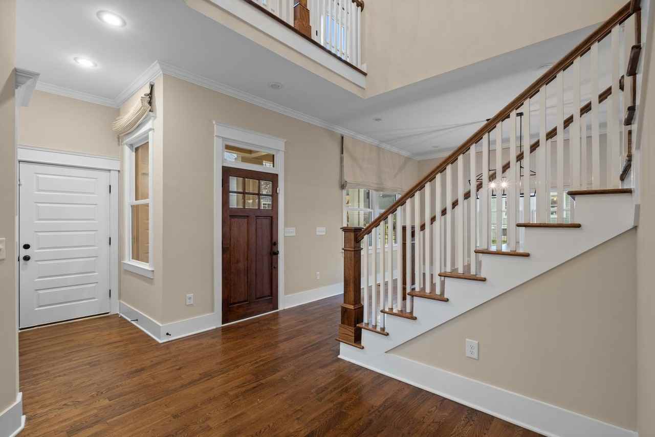 311B 54th Ave N - Photo 5 of 49