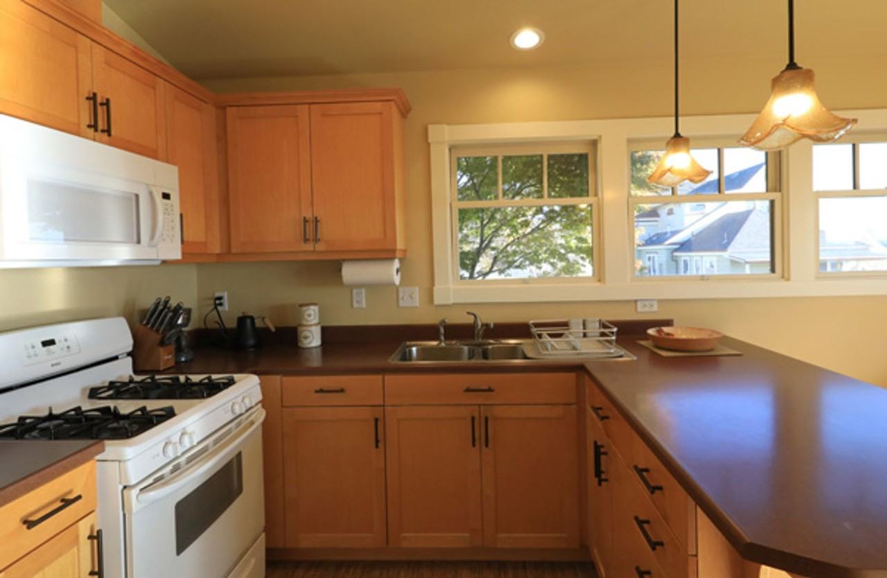 1258A I St - Photo 6 of 16