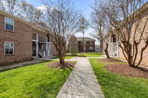 featured image of 823 N Mangum St