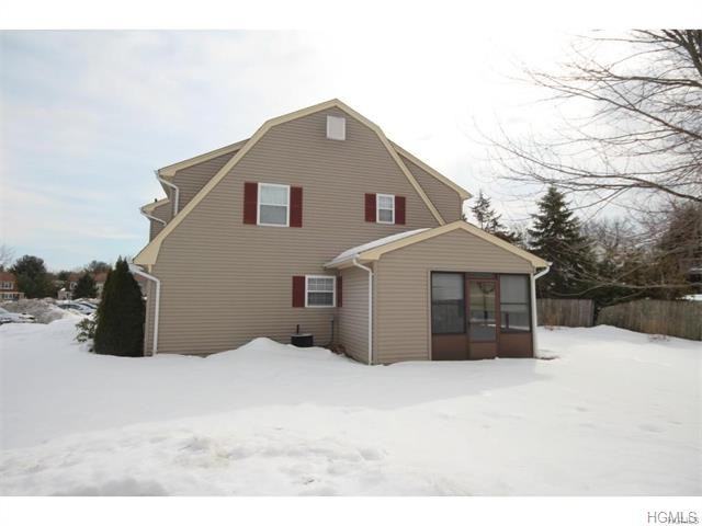 5 Autumn Leaf Ct - Photo 3 of 26