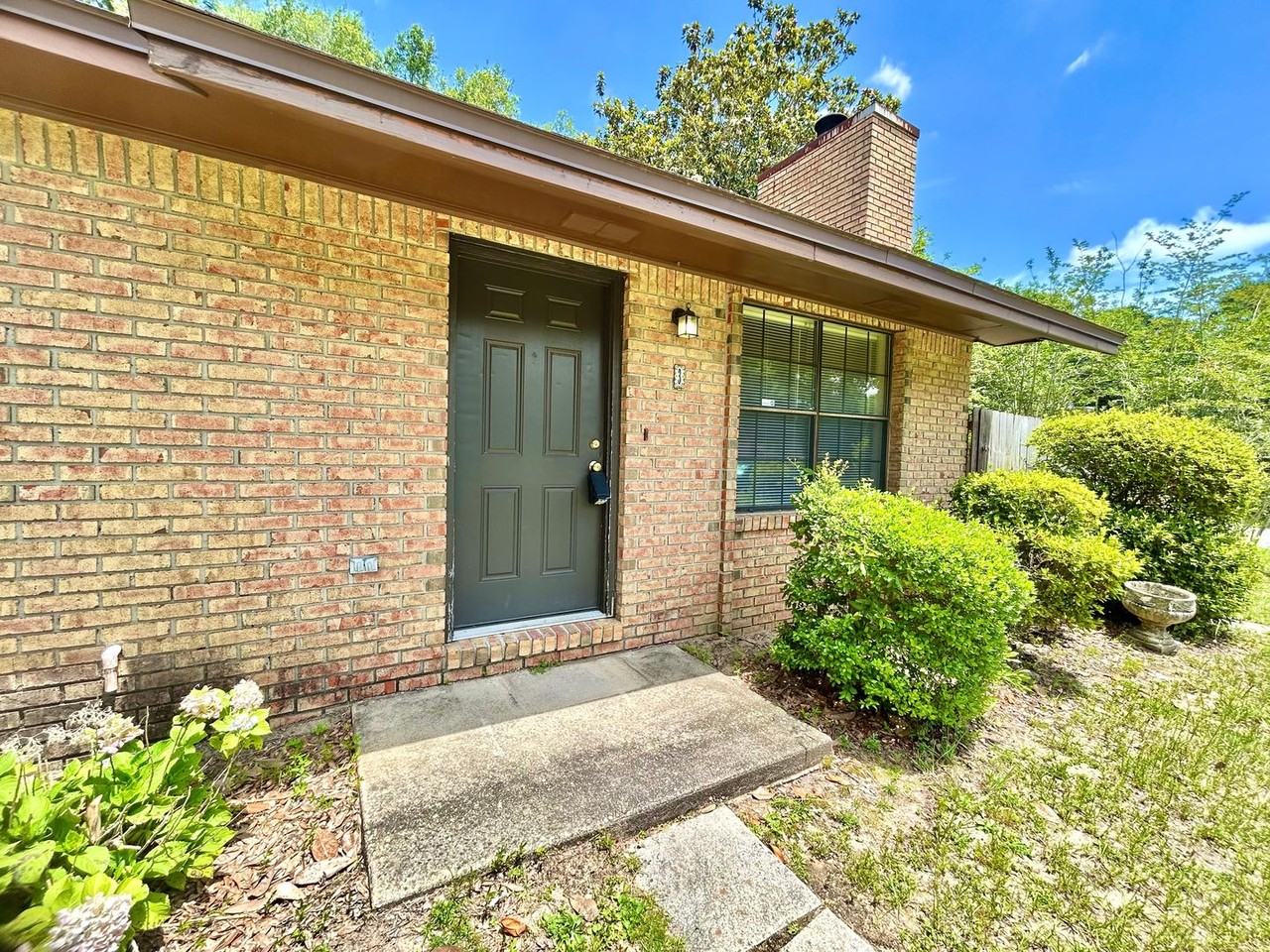 9345 Chisholm Rd