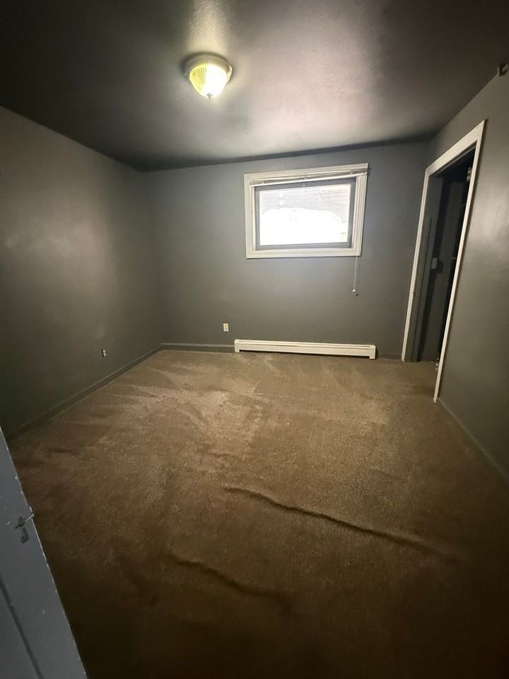 415-417 415-417 N Washingon - Photo 6 of 8
