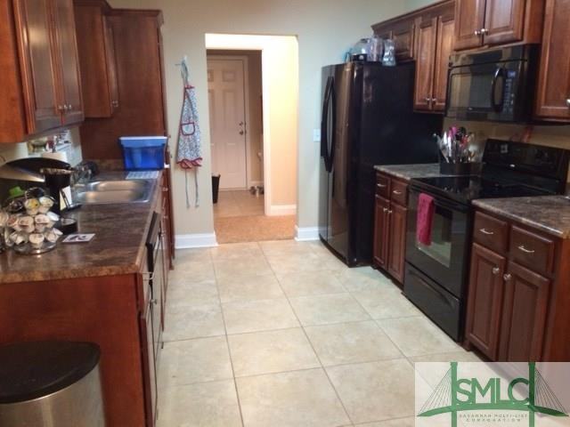 210 Abigail Cir - Photo 3 of 8