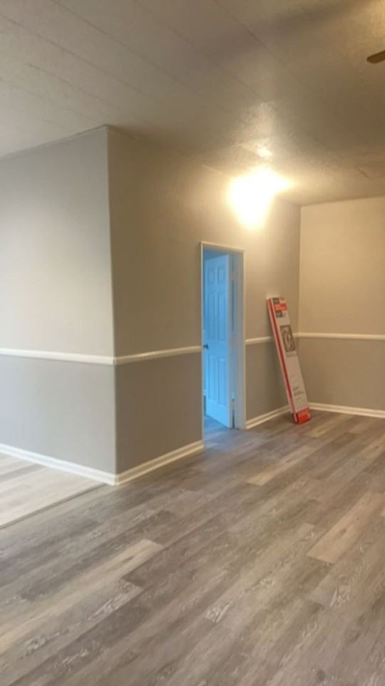 421 S Clementine St #B - Photo 3 of 6