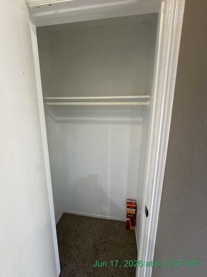 2601 S Kloth Dr - Photo 3 of 19