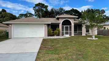 featured image of 517 Sw Paar Dr