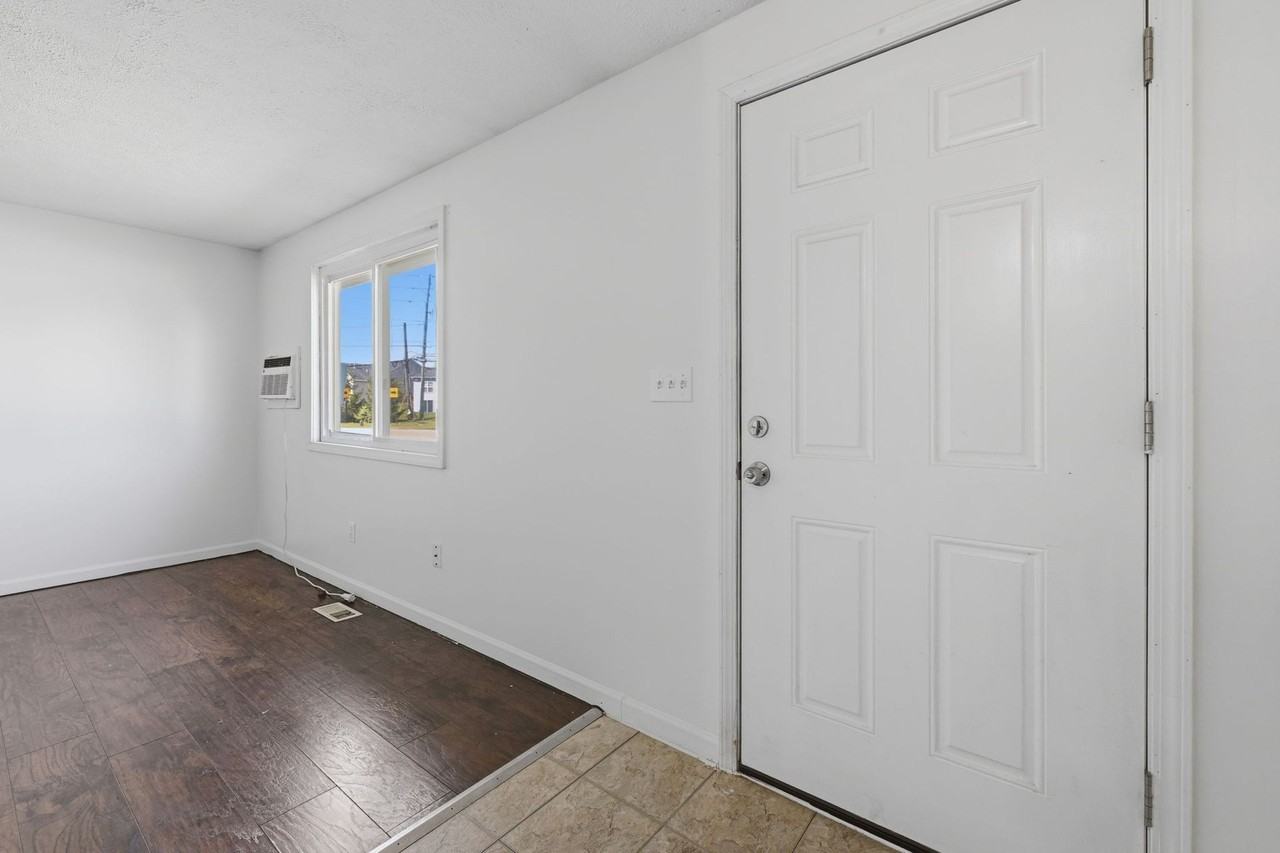 3113-3115 Fulmer Road - Photo 4 of 23