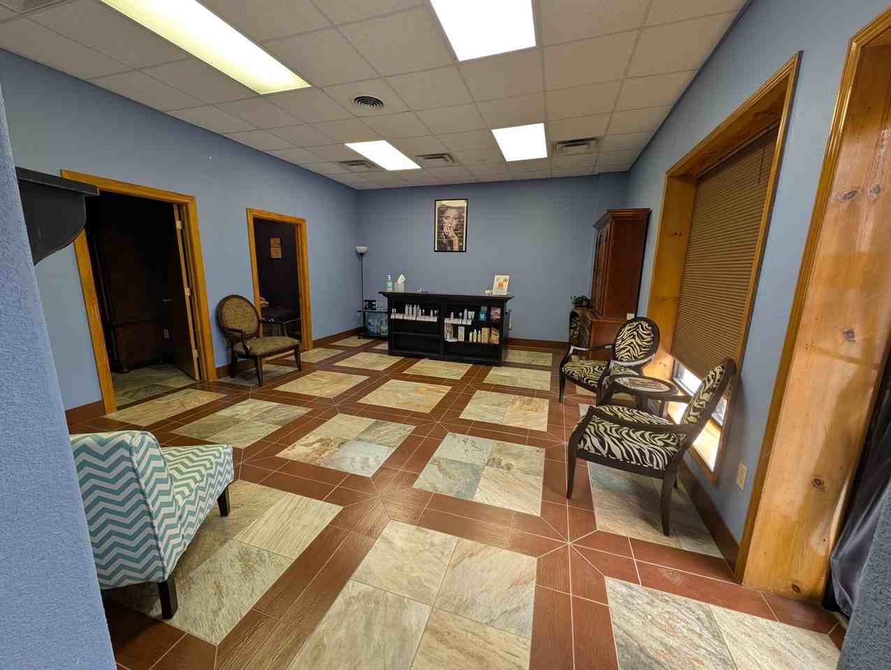 307 S Adair St - Photo 5 of 30