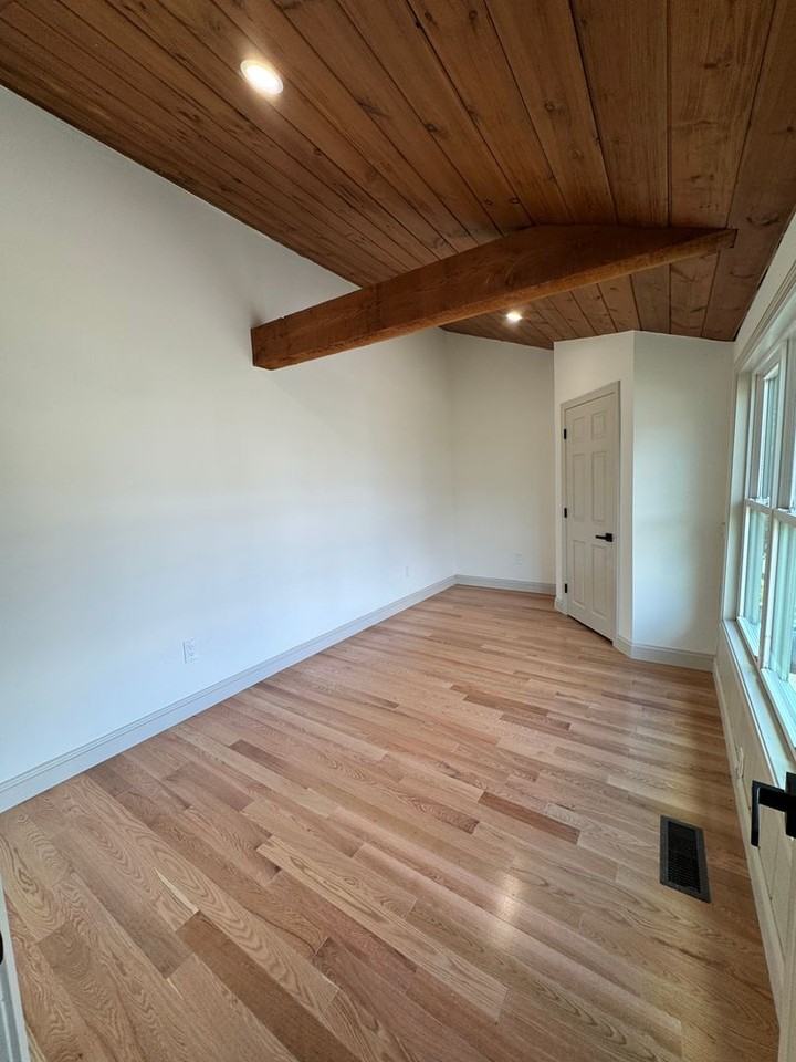 51 Summit St - Photo 3 of 10