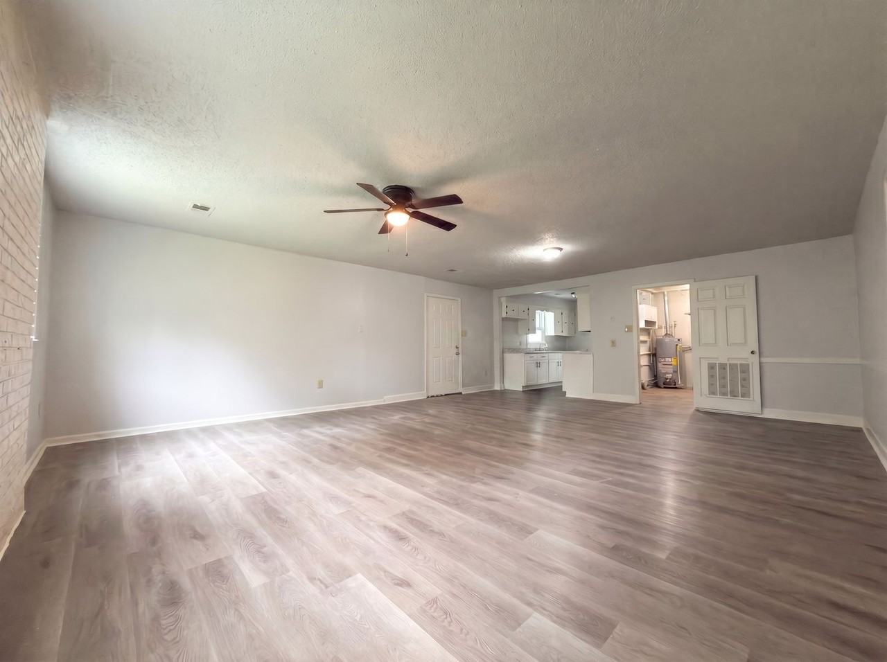 854 Carrolton Rd - Photo 4 of 13