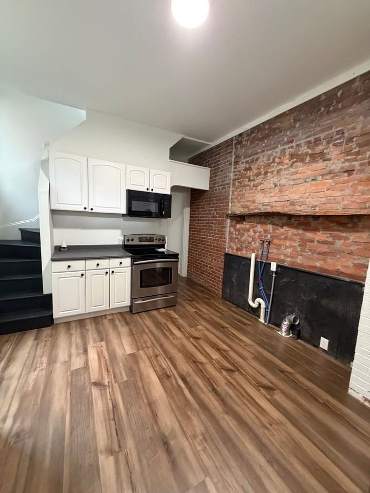 110 Beaver St - Photo 2 of 25