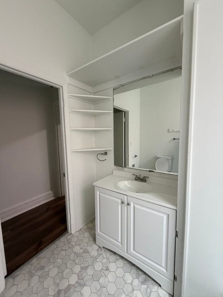 110 Beaver St - Photo 7 of 25